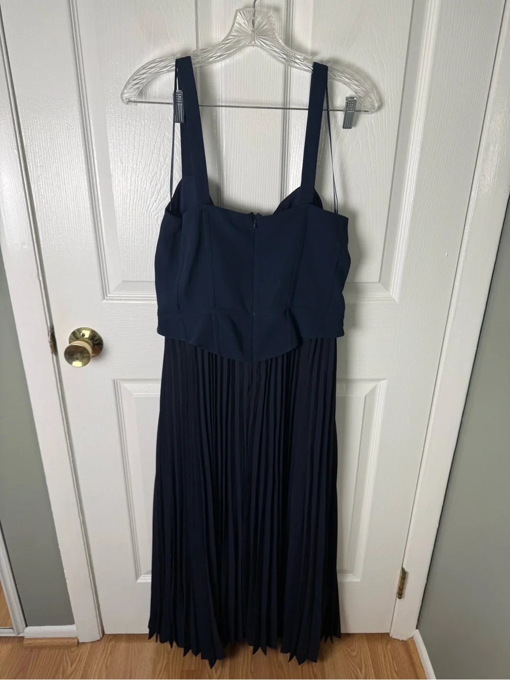 Reformation Marja Dress in Navy 12 - Picture 4 of 8